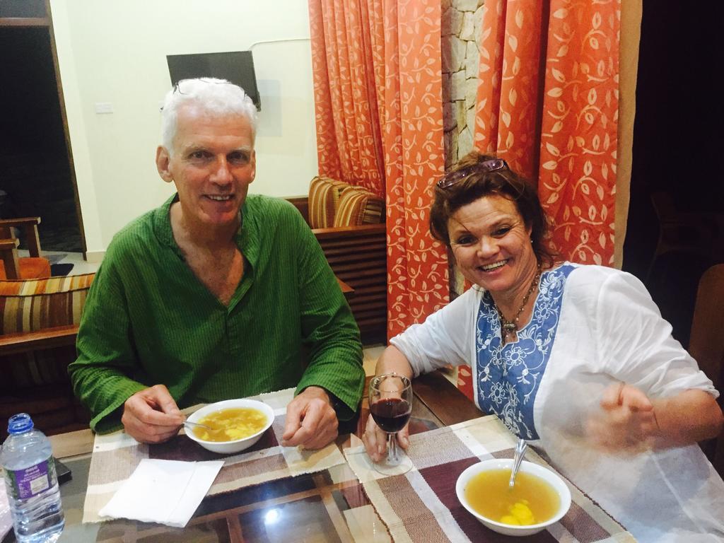 Aronka Homestay كاندي المظهر الخارجي الصورة