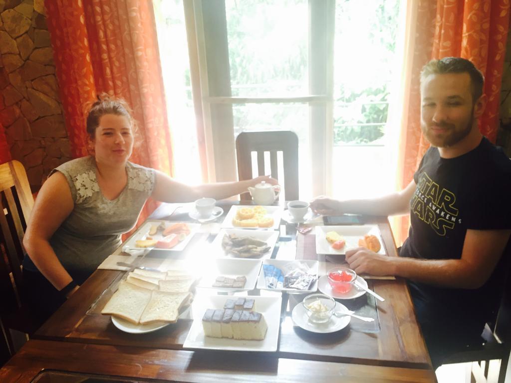 Aronka Homestay كاندي المظهر الخارجي الصورة