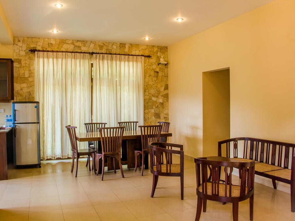 Aronka Homestay كاندي المظهر الخارجي الصورة