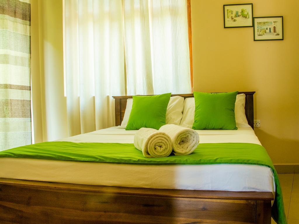 Aronka Homestay كاندي المظهر الخارجي الصورة