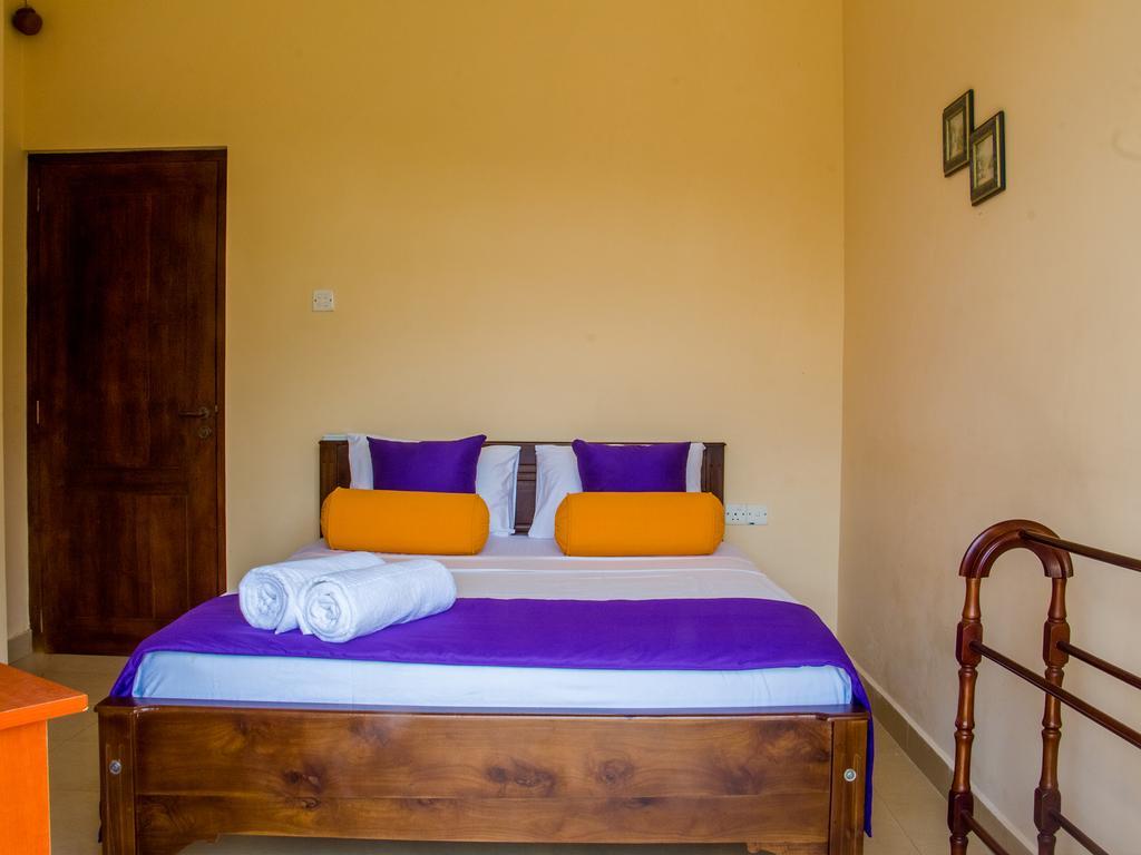Aronka Homestay كاندي المظهر الخارجي الصورة