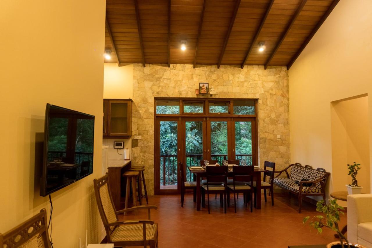 Aronka Homestay كاندي المظهر الخارجي الصورة