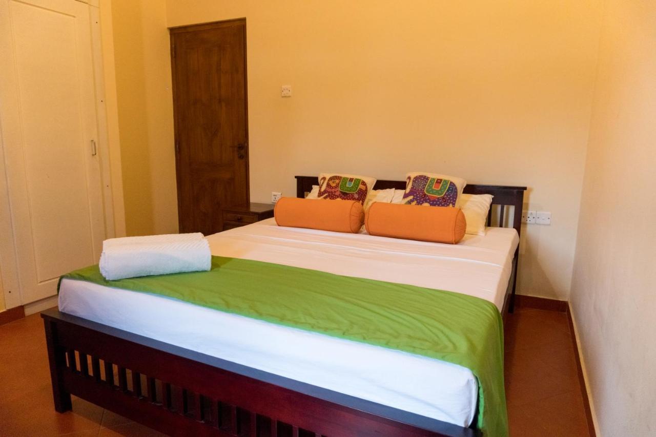 Aronka Homestay كاندي المظهر الخارجي الصورة