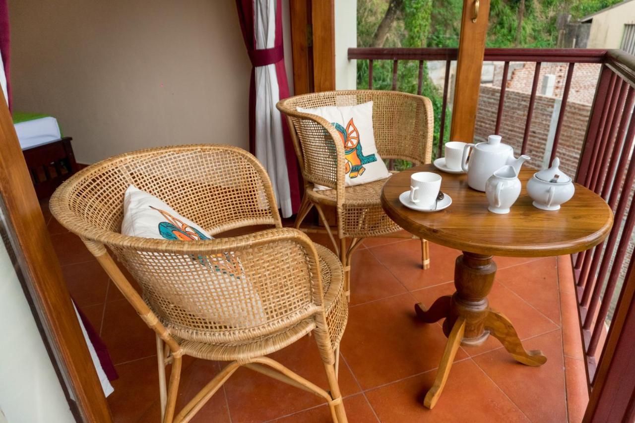 Aronka Homestay كاندي المظهر الخارجي الصورة