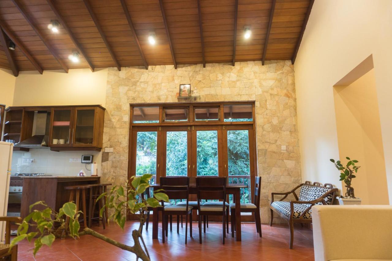 Aronka Homestay كاندي المظهر الخارجي الصورة